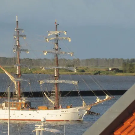 Exklusive Panoramawohnung In Μπαρθ